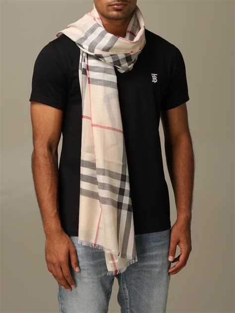 men burberry head scarfs.